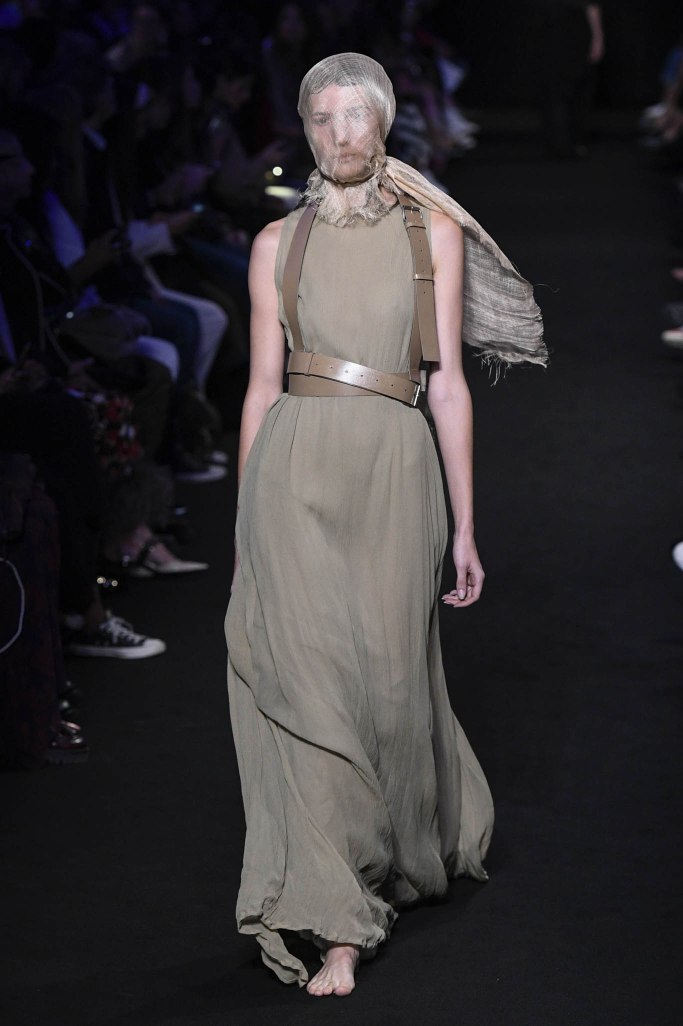 Look 27