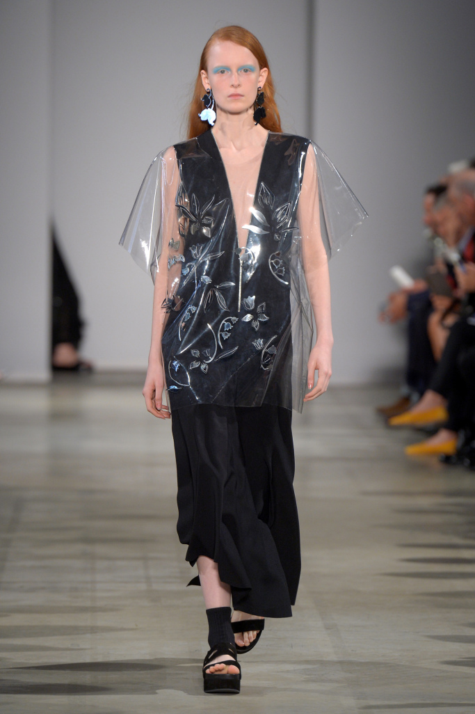 Look 32