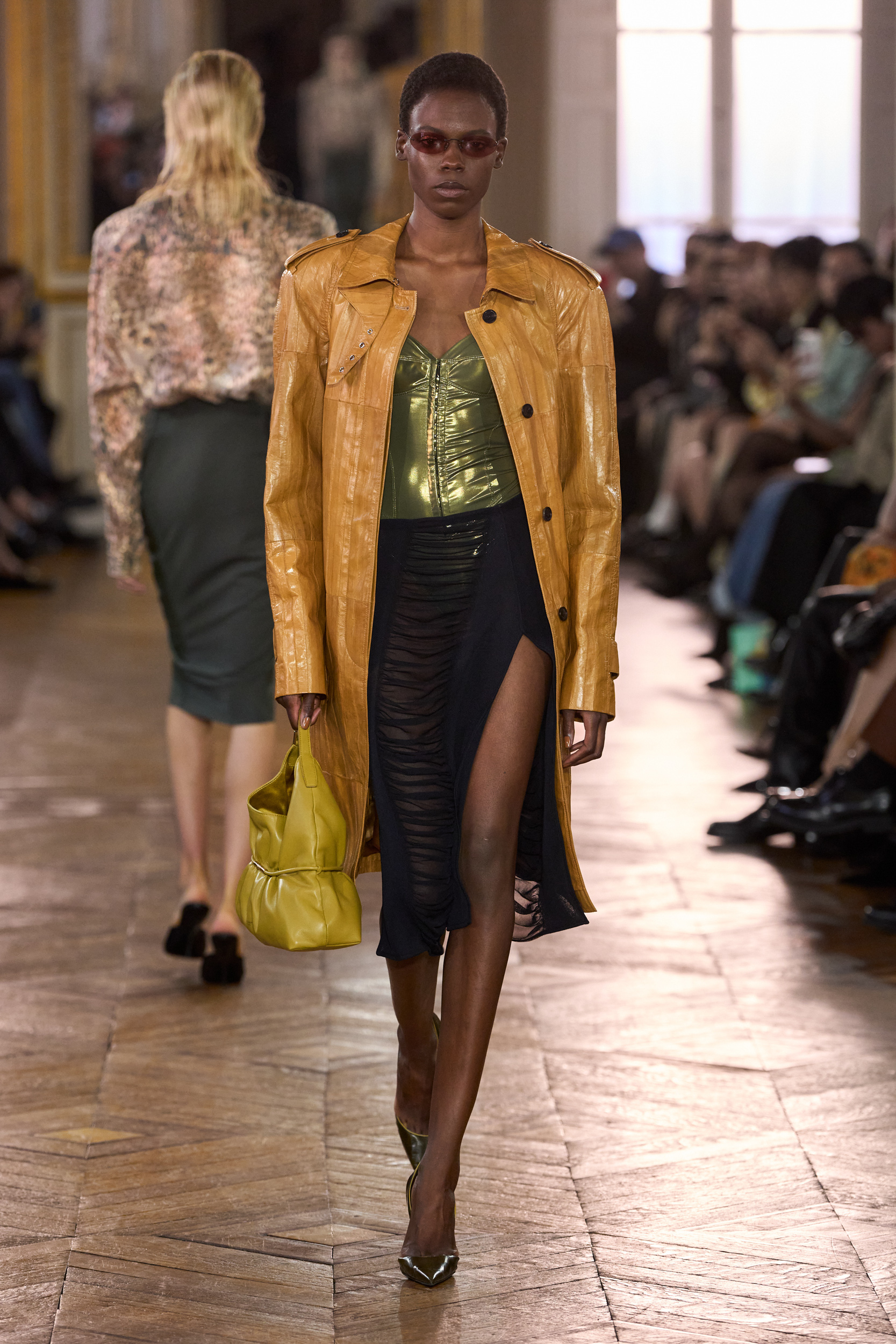 Look 5