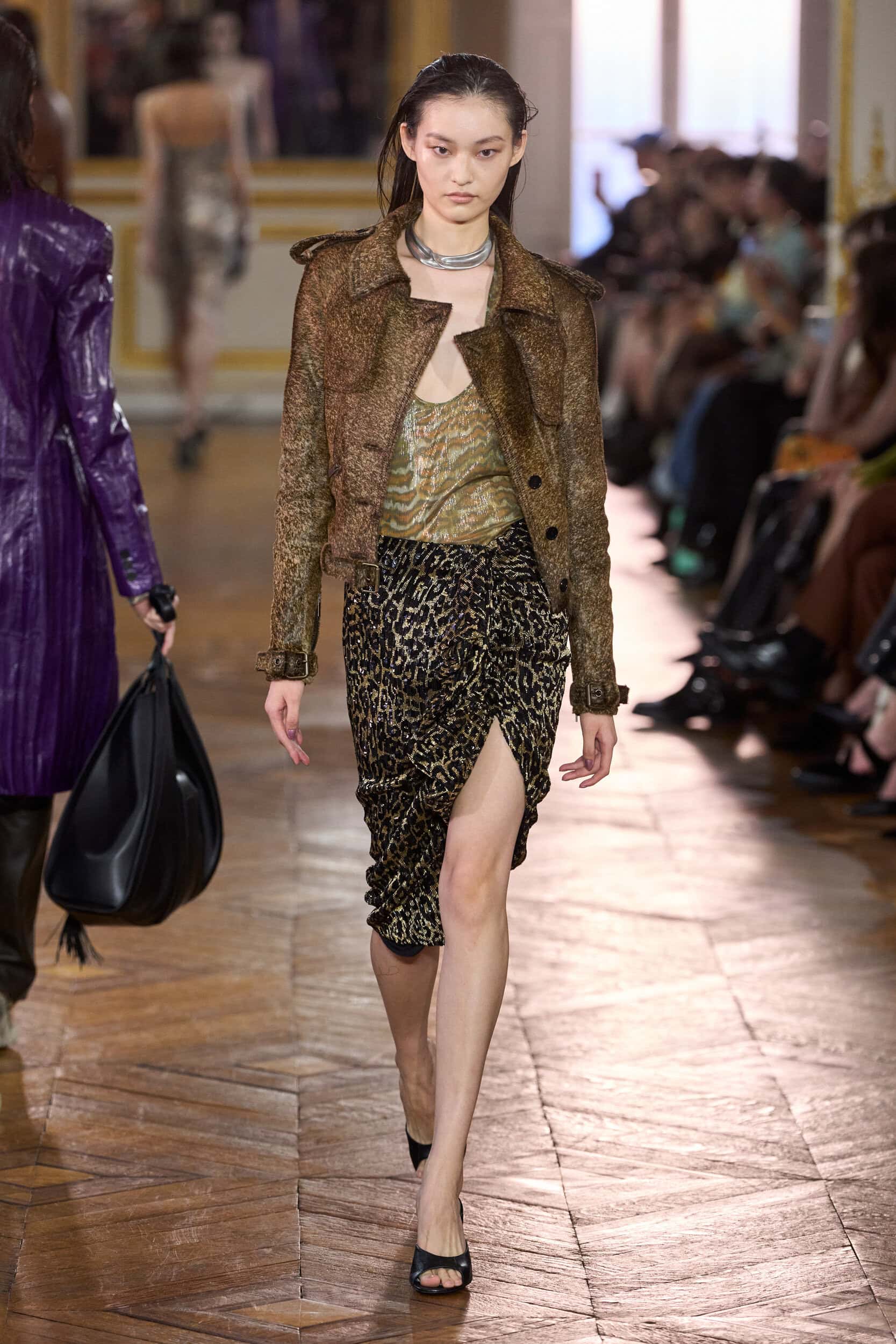 Look 13