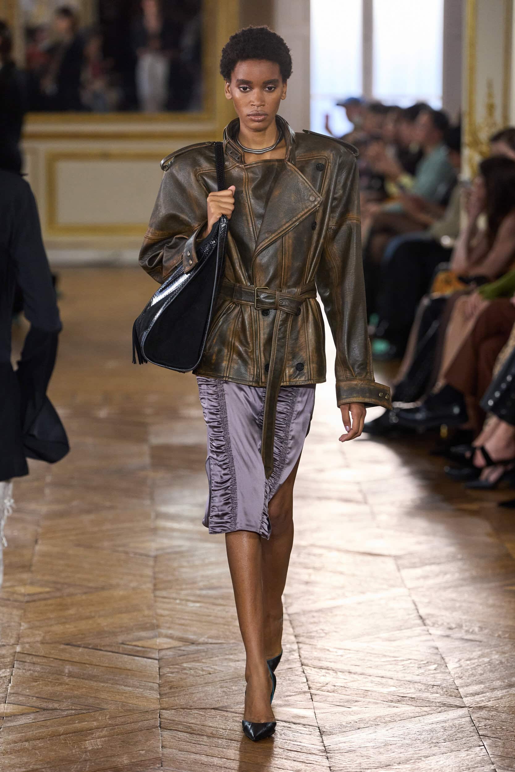 Look 30