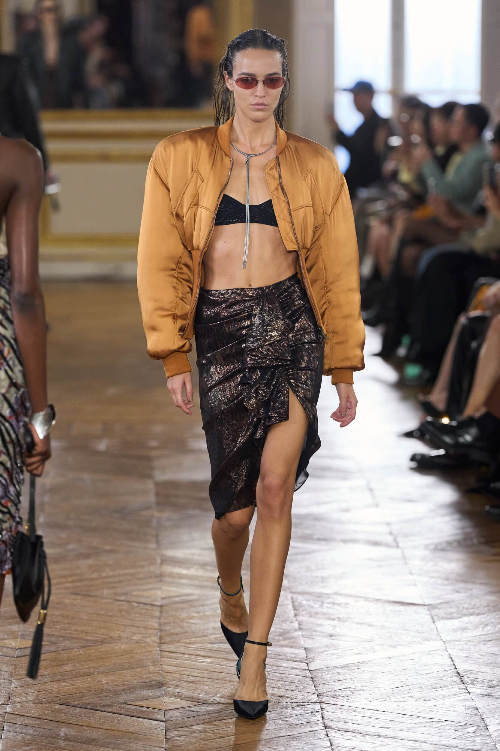 Look 37