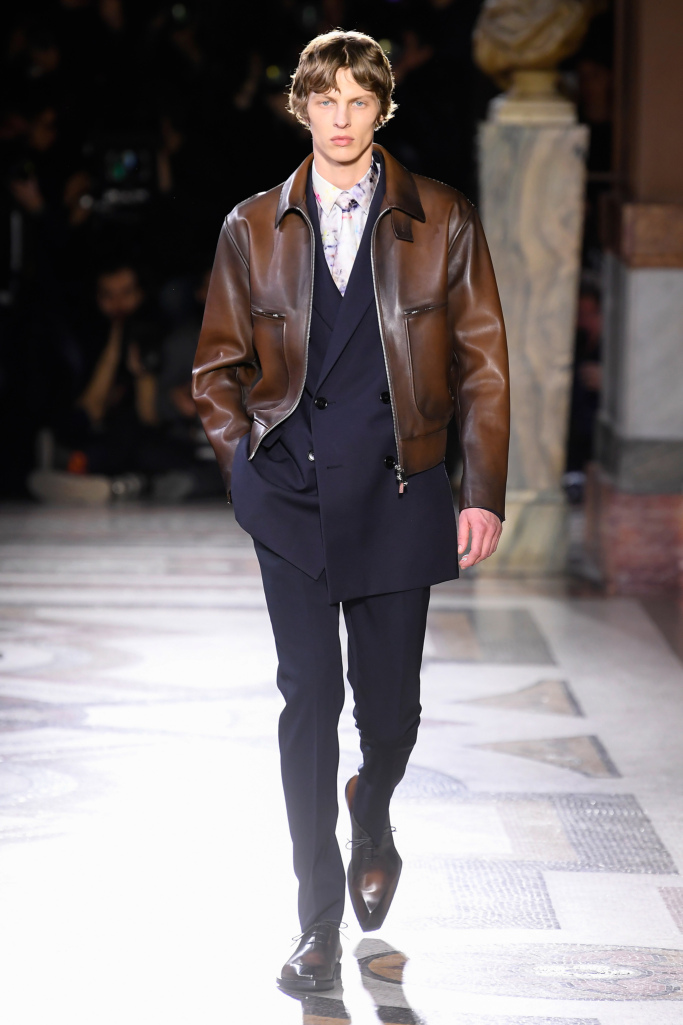 Look 14