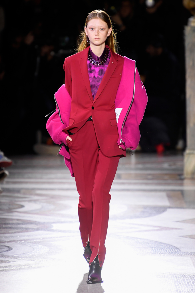Look 17