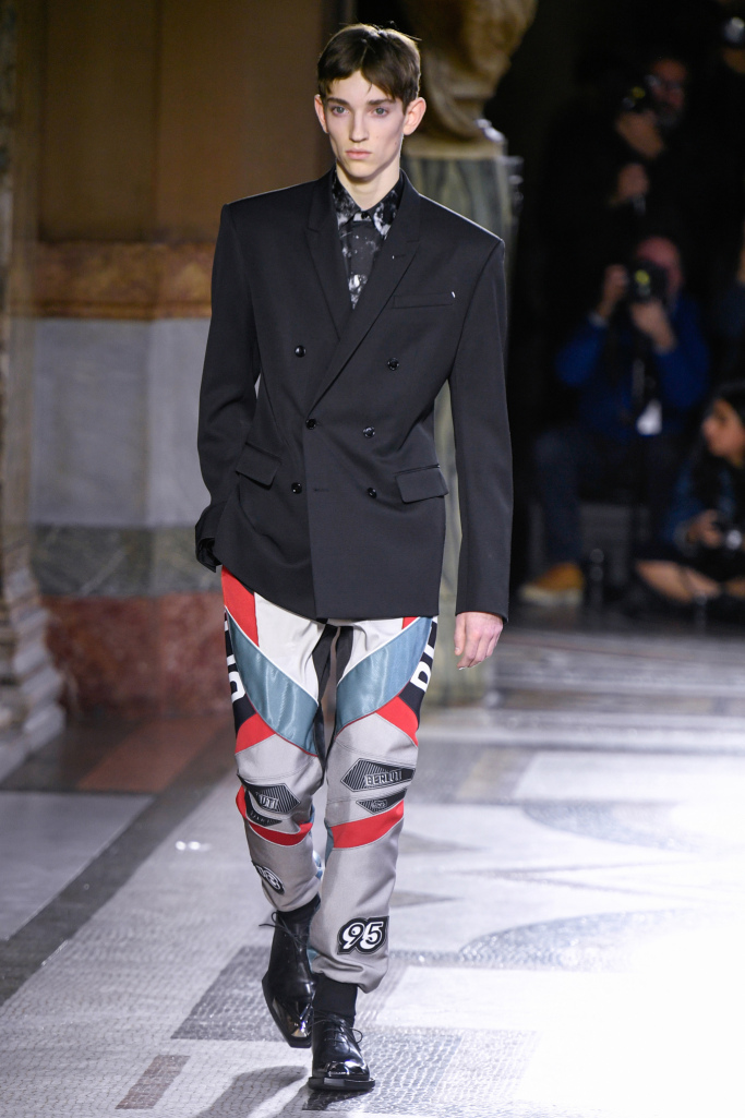 Look 29