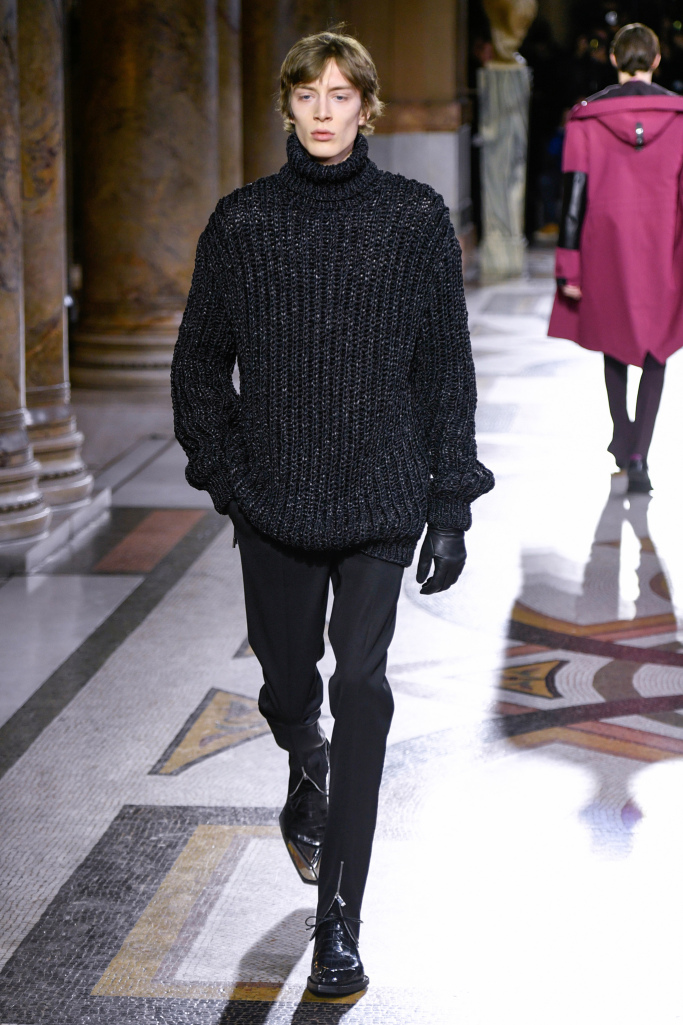 Look 30