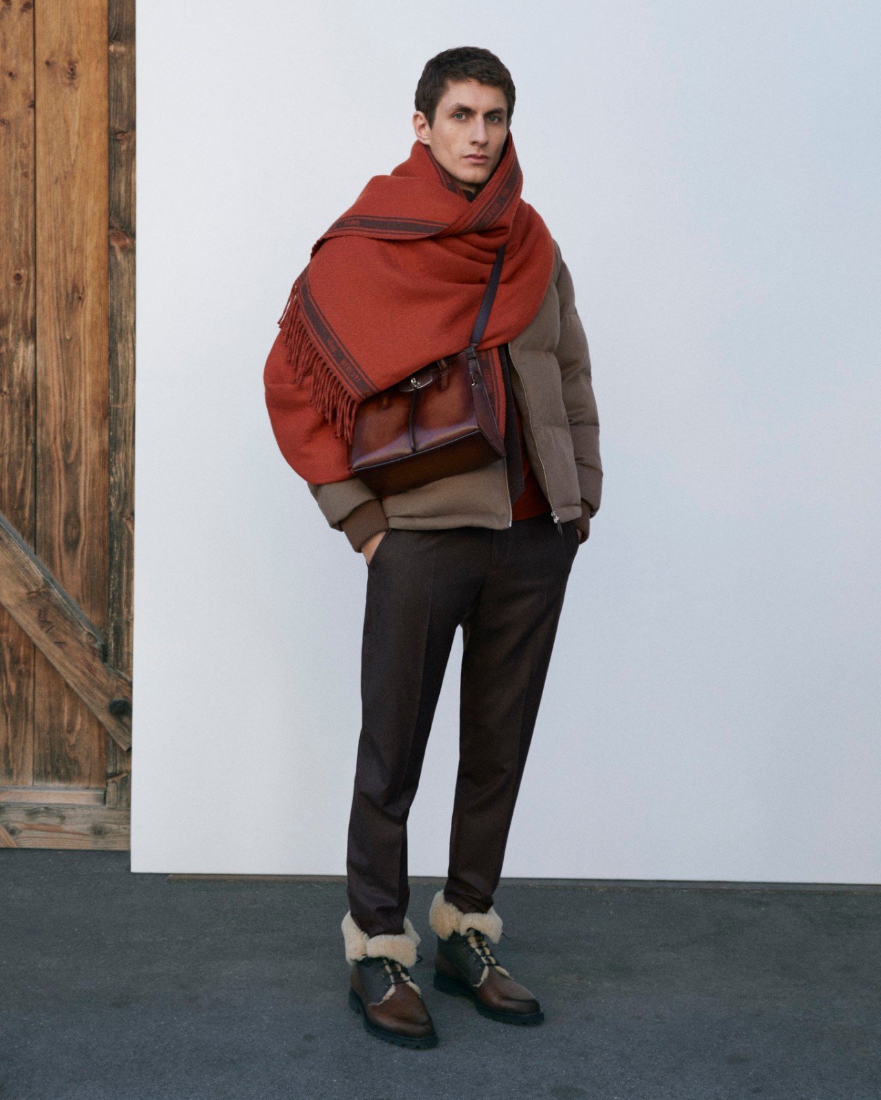 Look 16