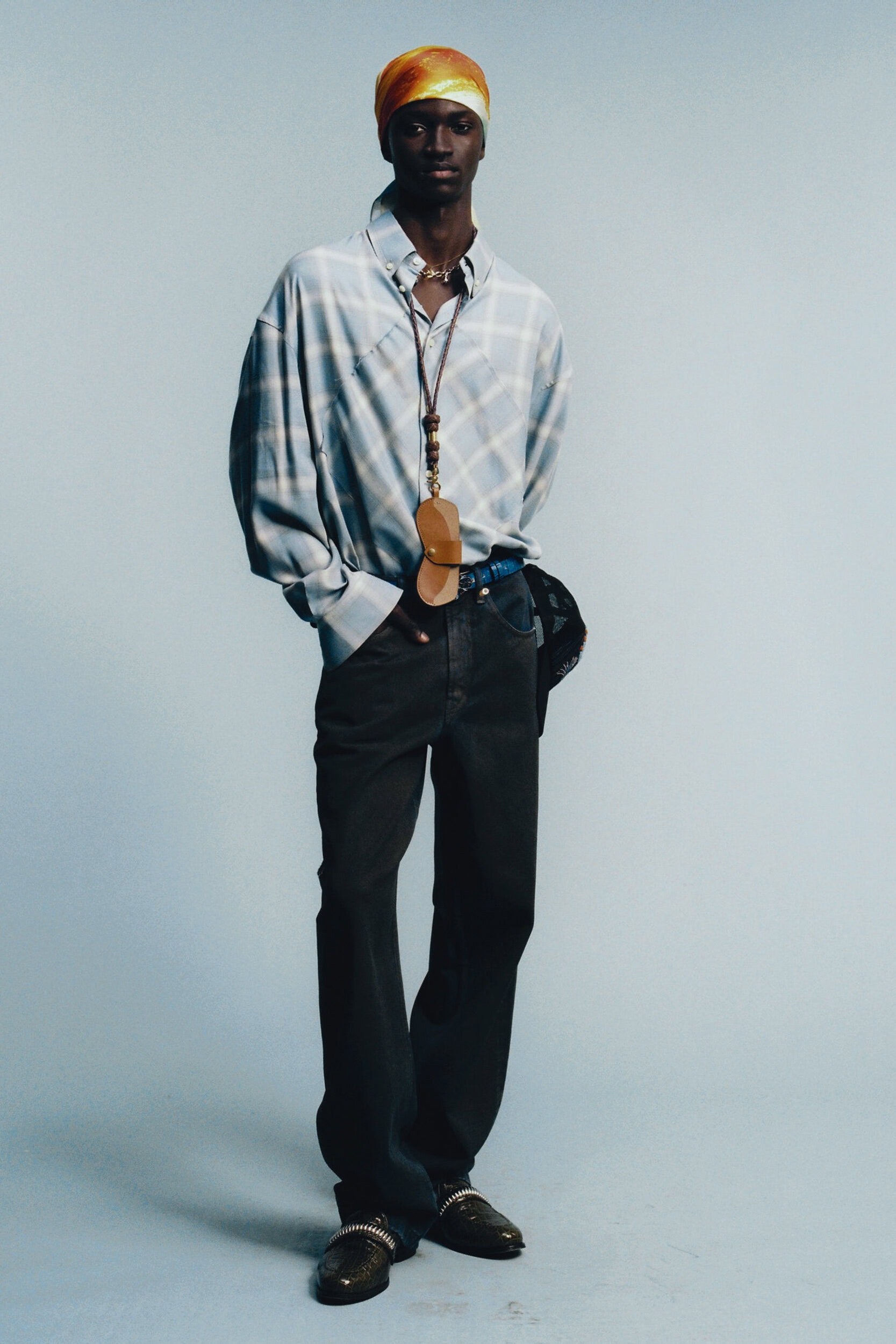 Look 15