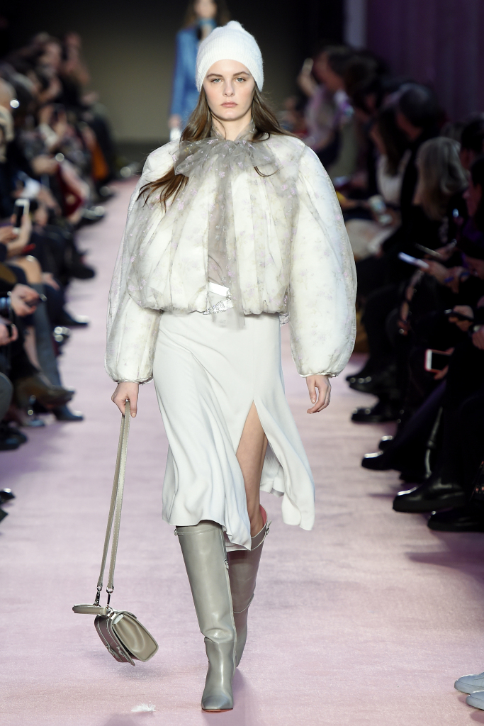 Look 24