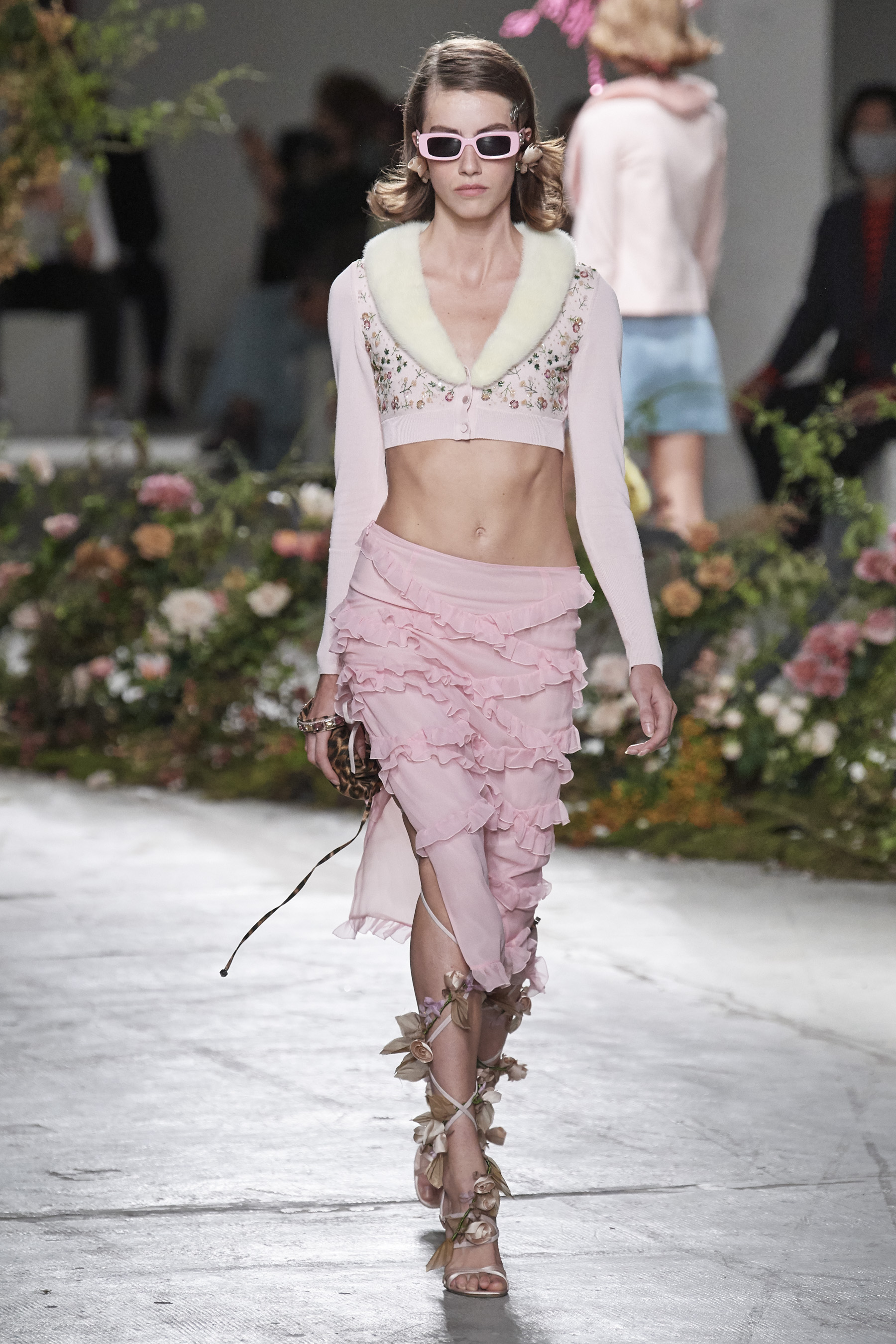 Look 11
