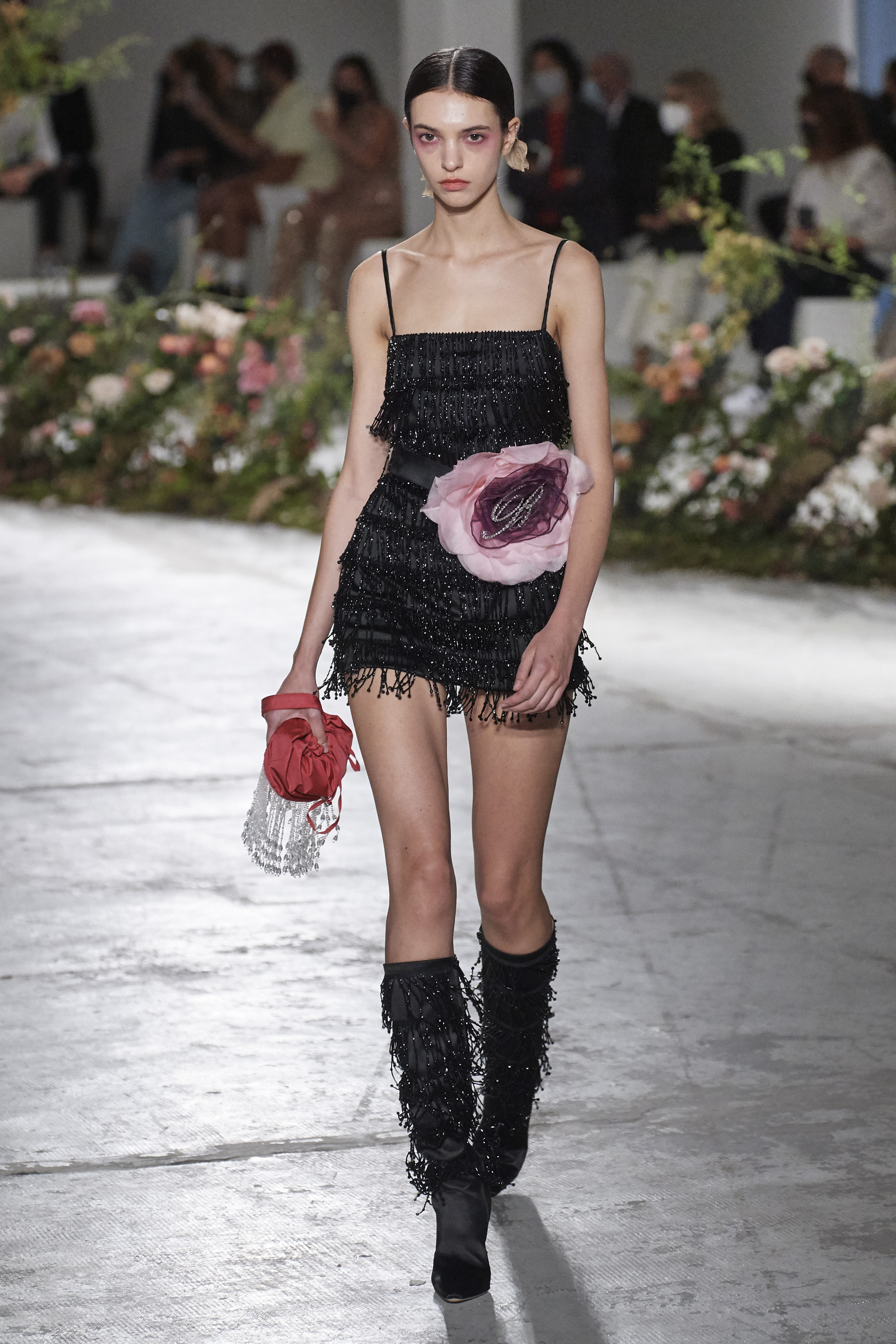Look 18