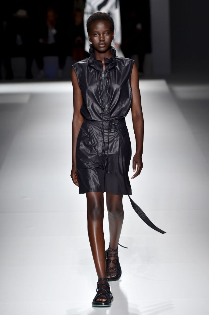 Look 35