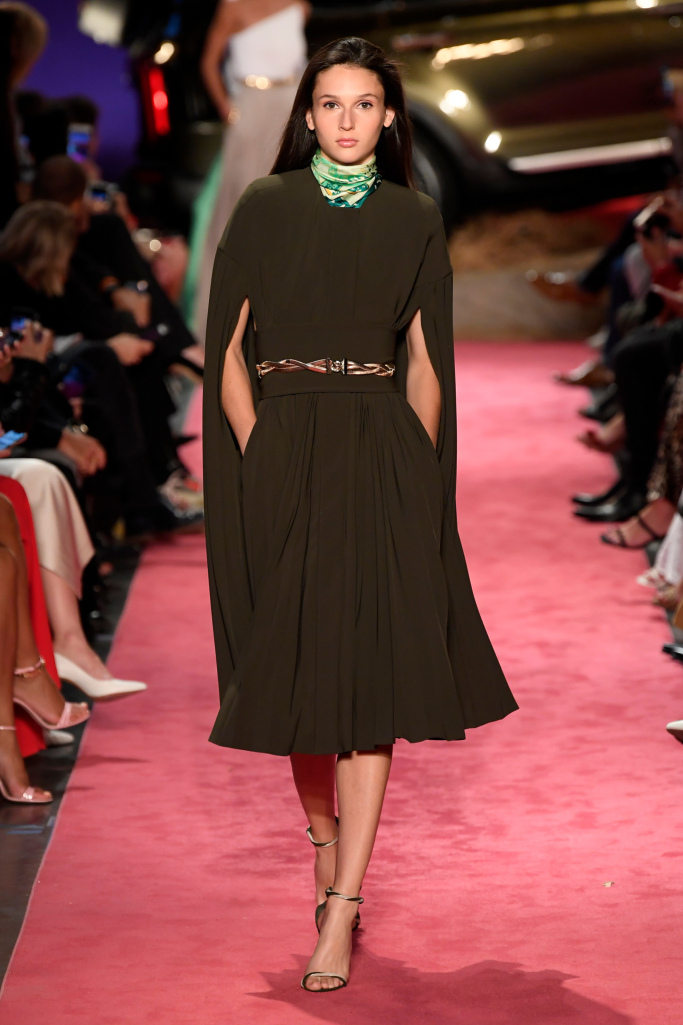 Look 32