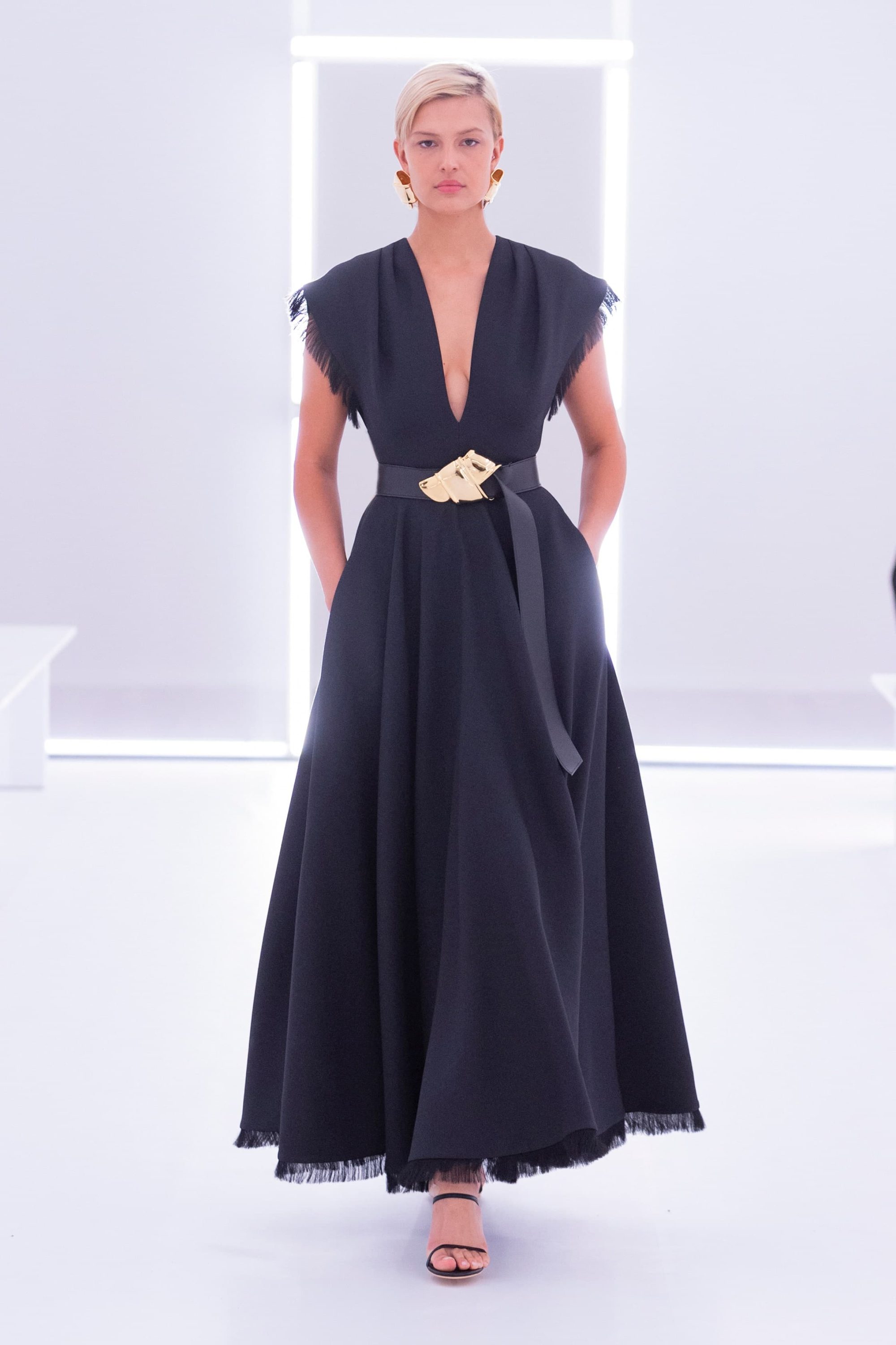Look 10