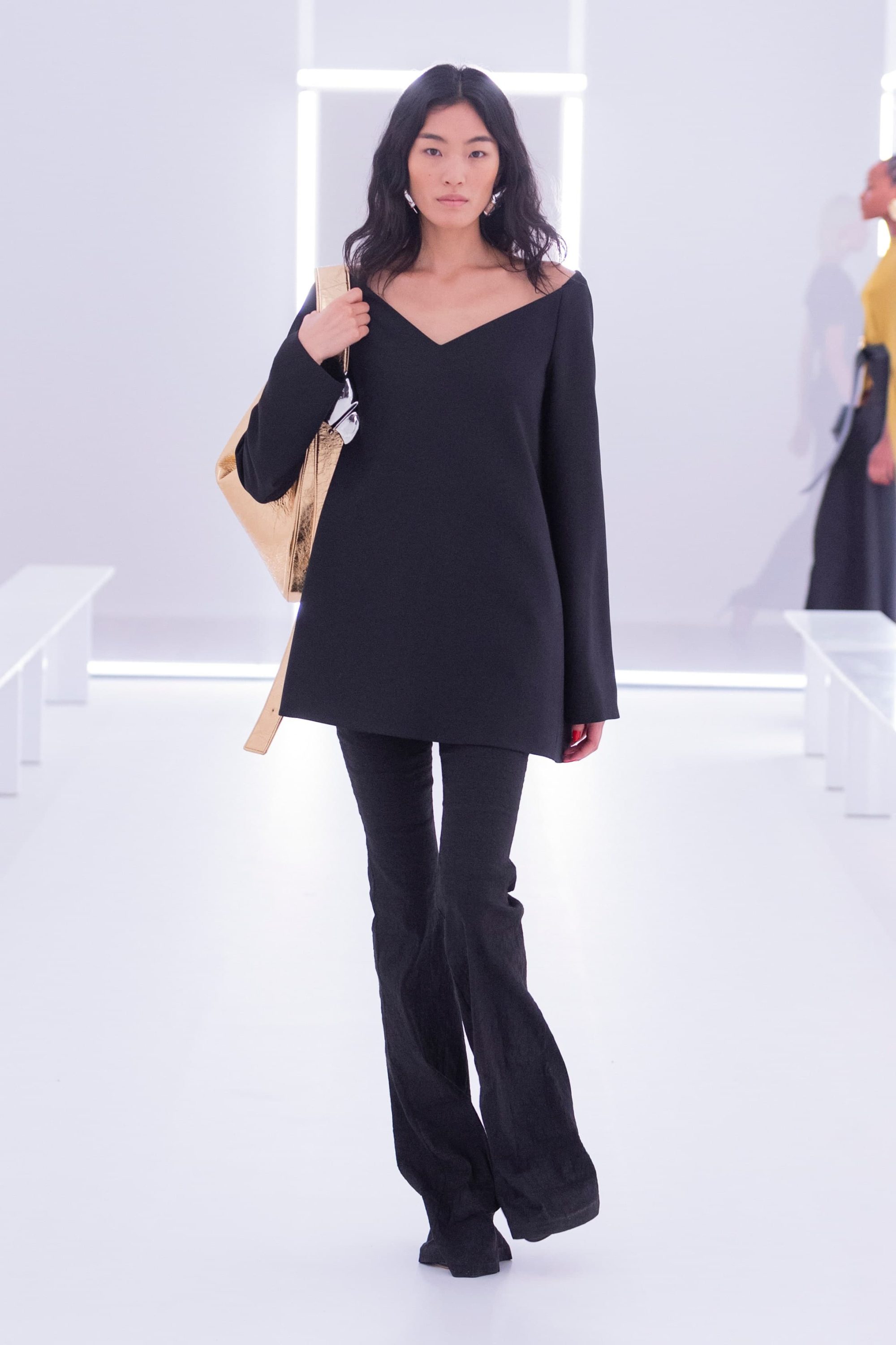 Look 12