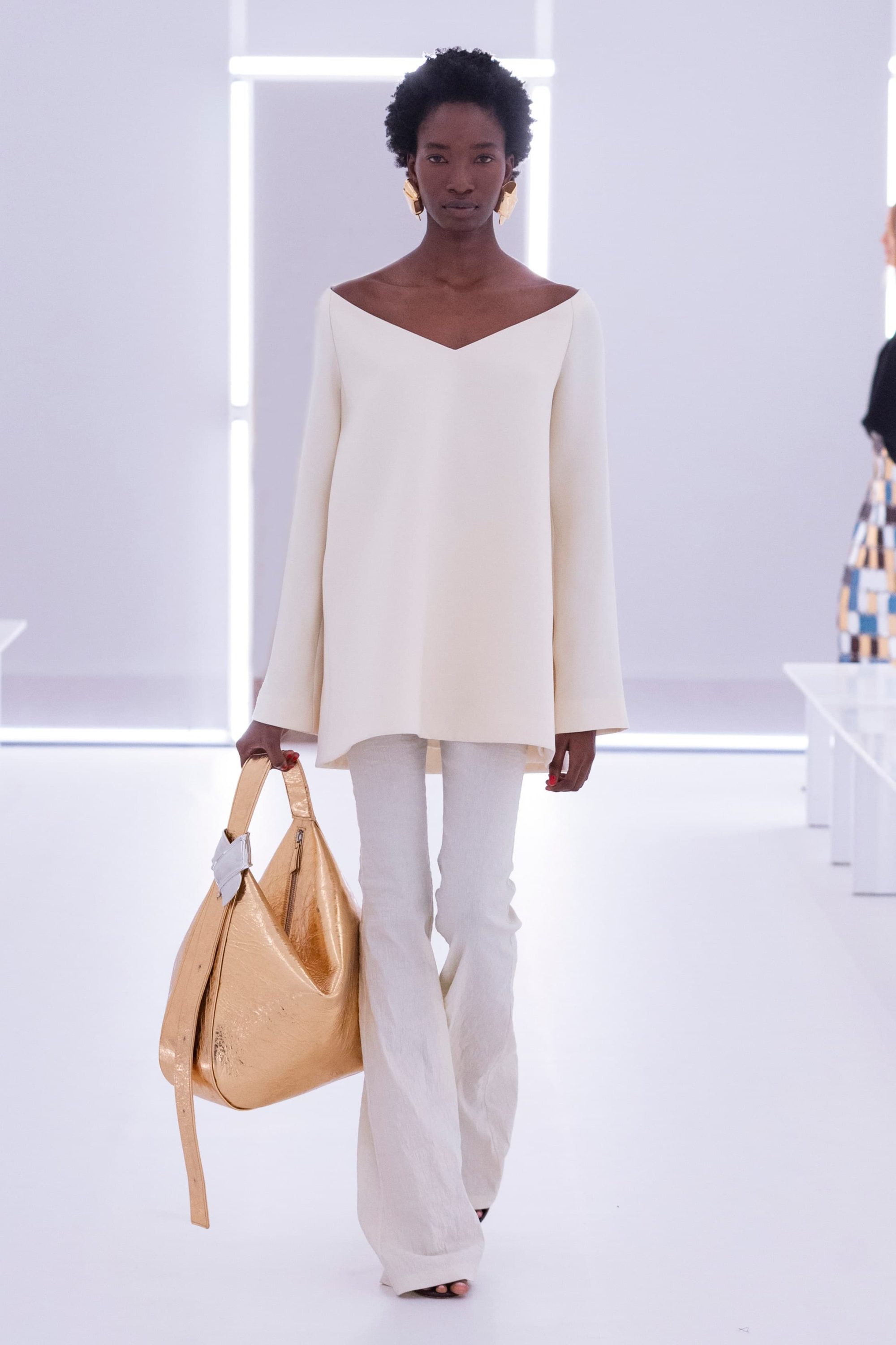 Look 32
