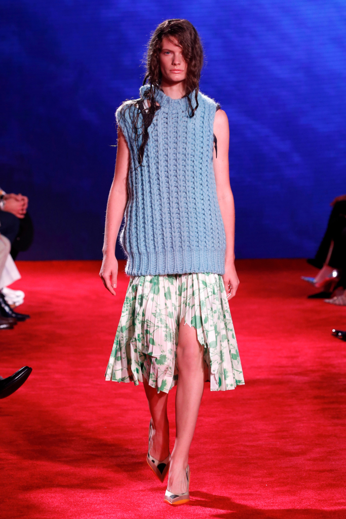 Look 10