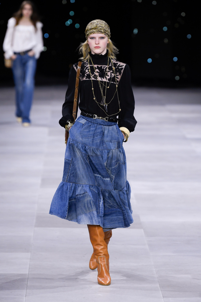 Look 11