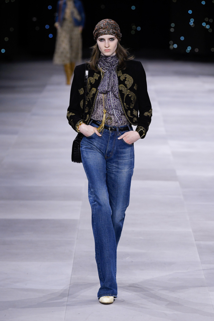 Look 15