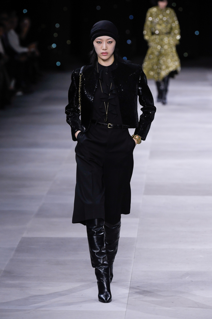 Look 32