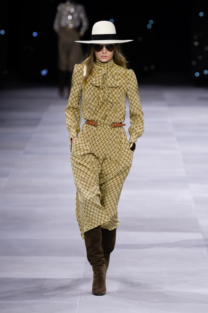 Look 35