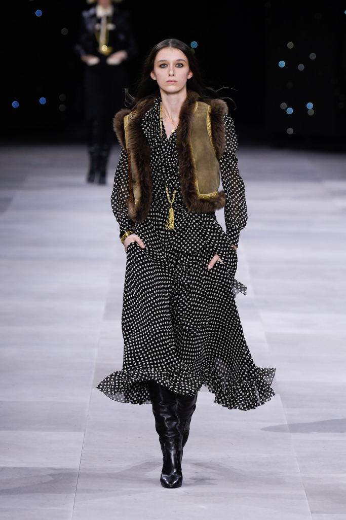 Look 49