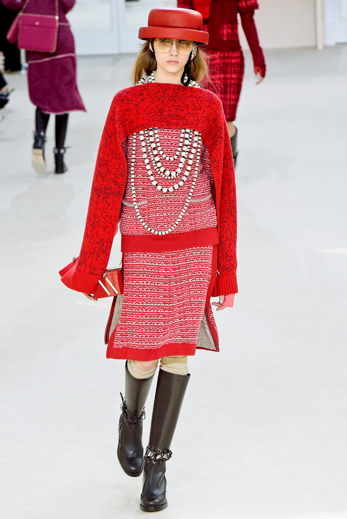 Look 18