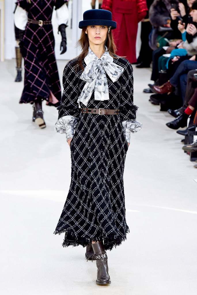 Look 24