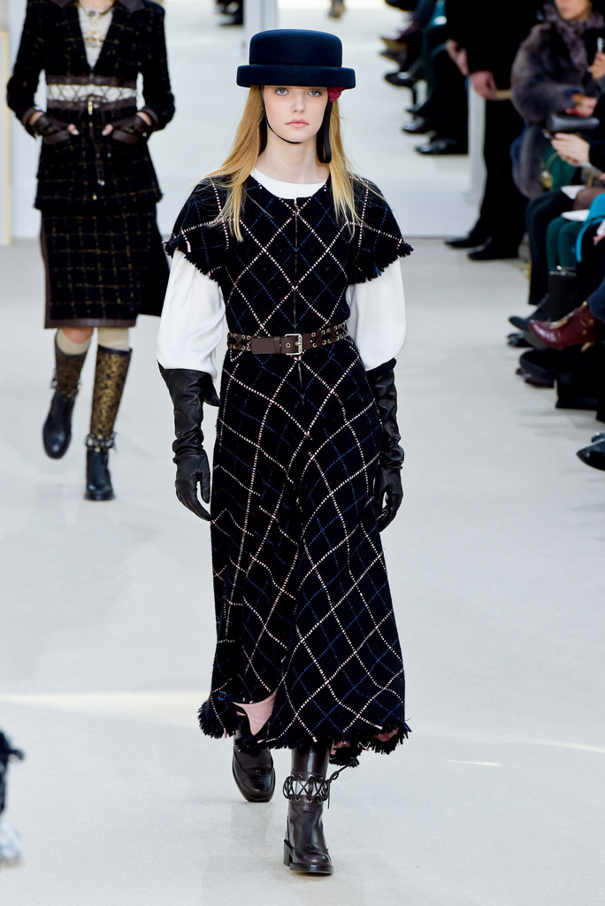 Look 25