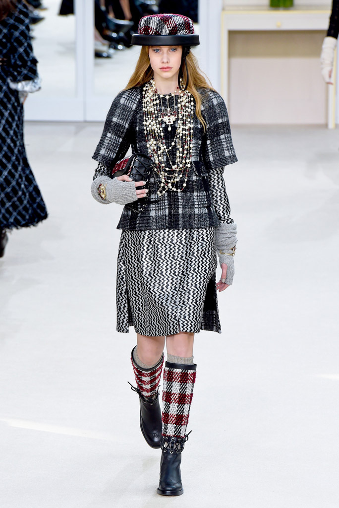Look 28