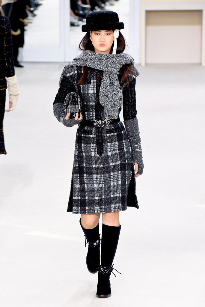 Look 30