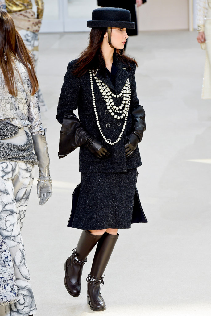 Look 45