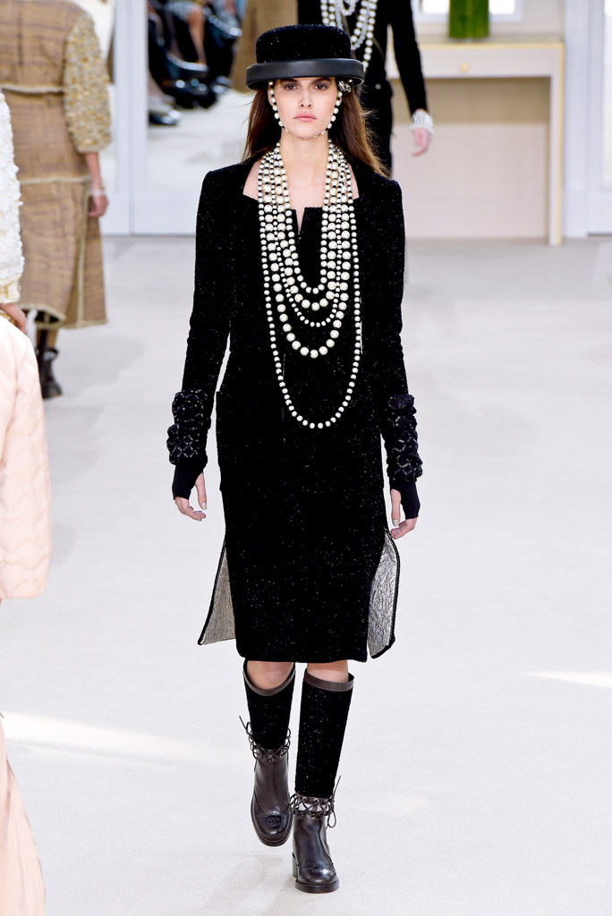 Look 49