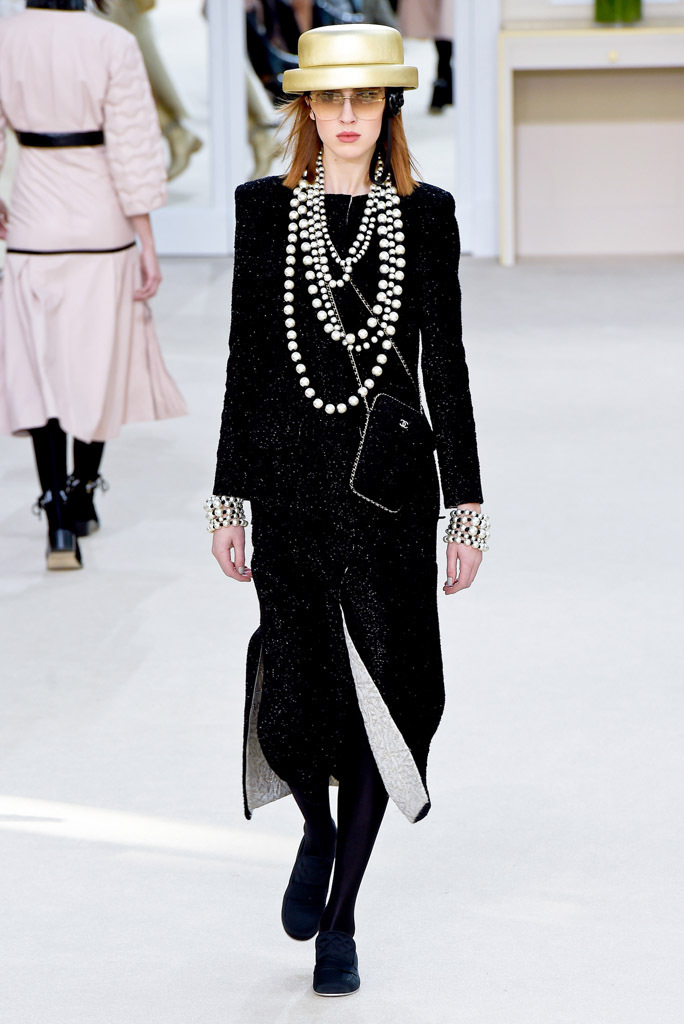 Look 50