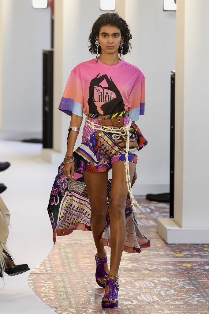 Look 10