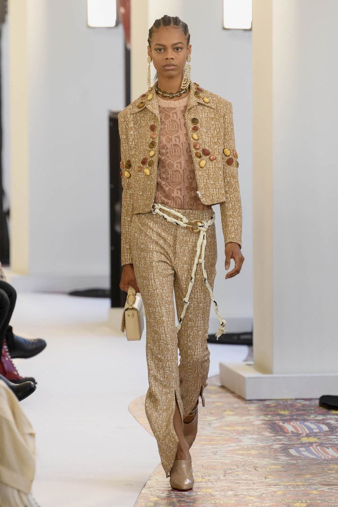 Look 29