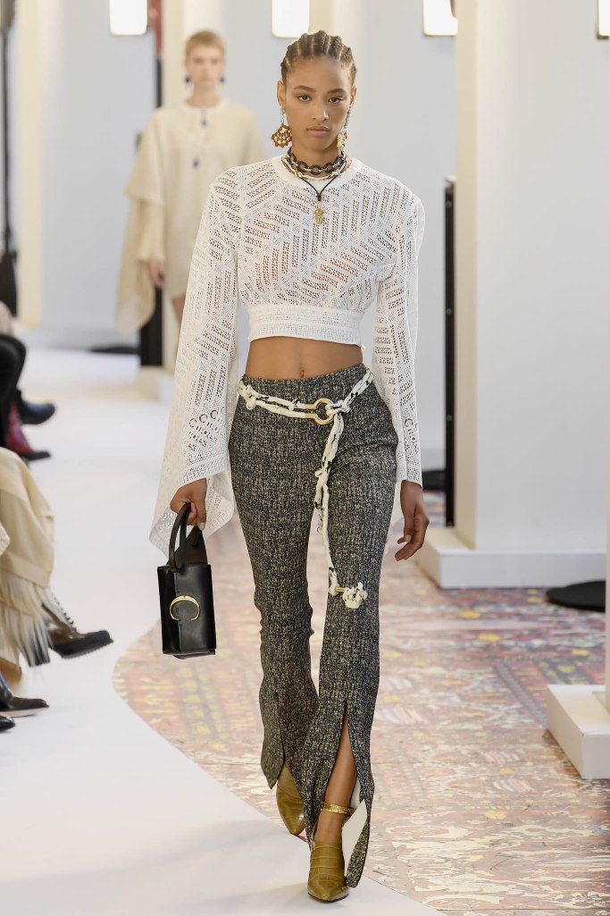 Look 32
