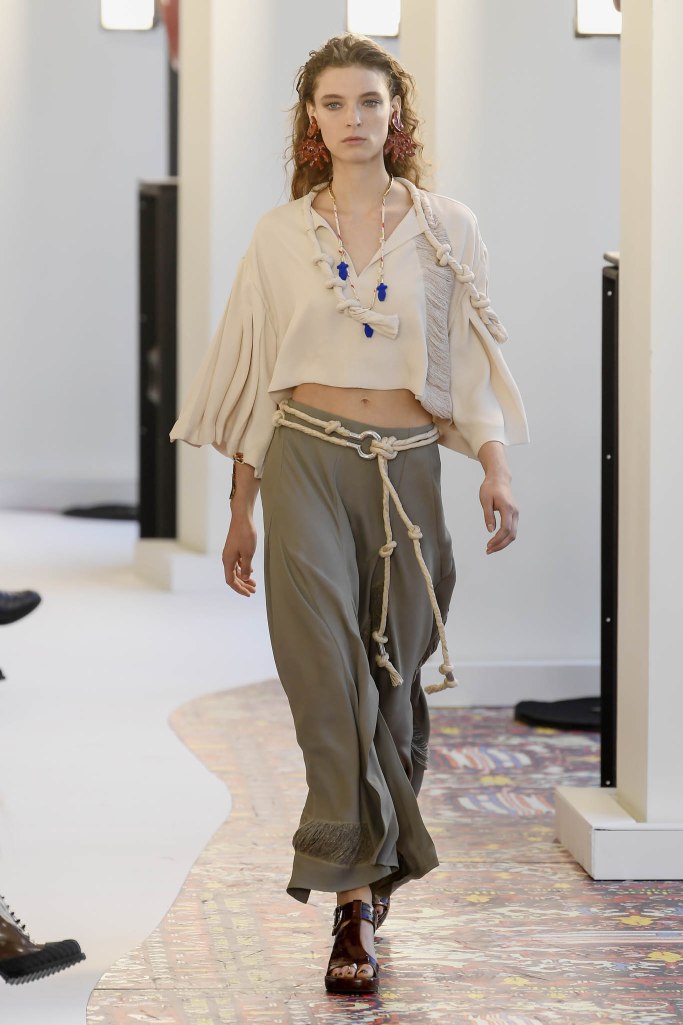 Look 35