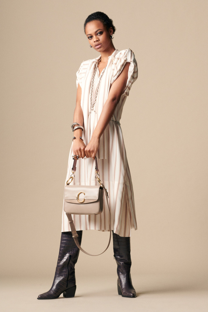 Look 18