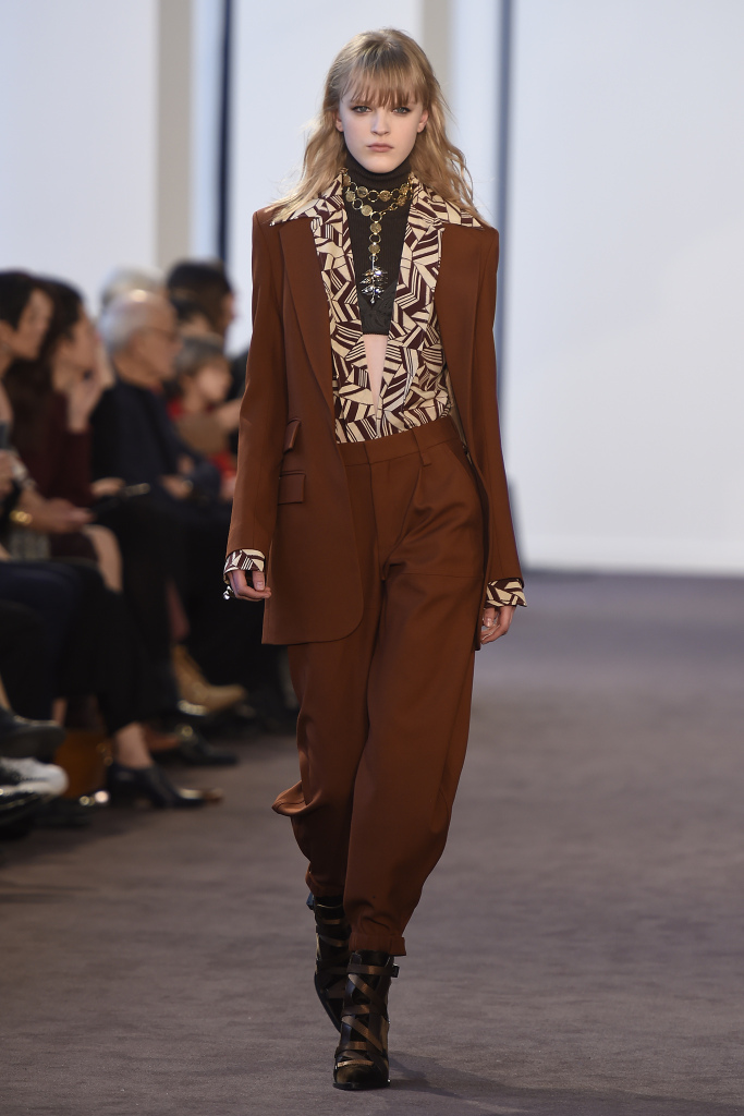 Look 8