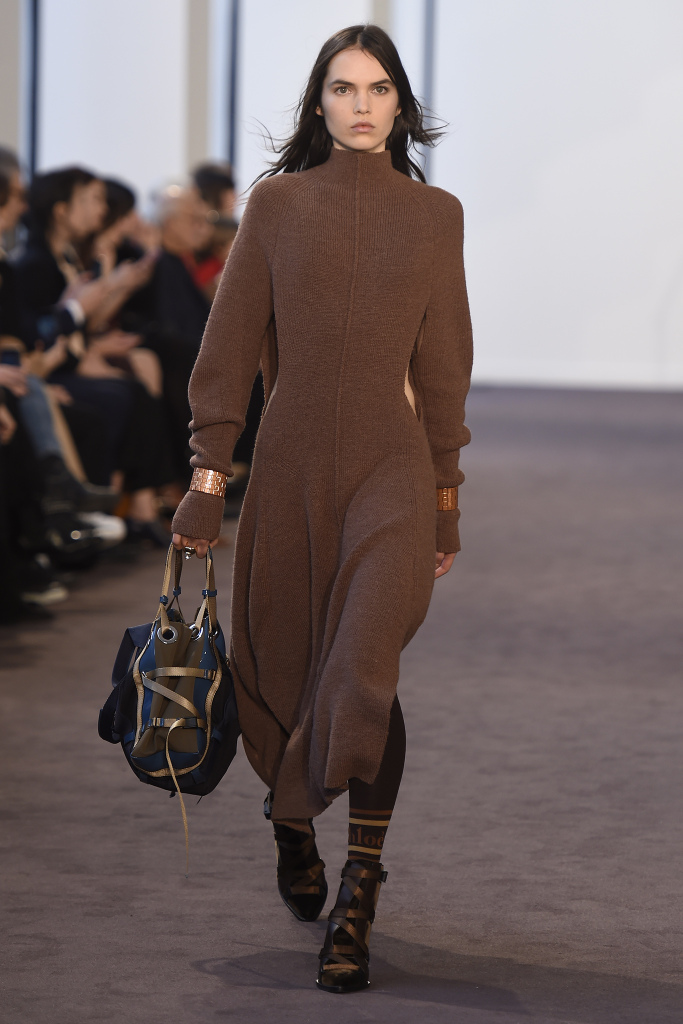 Look 18