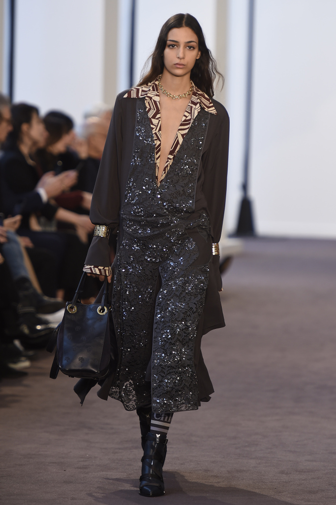 Look 28