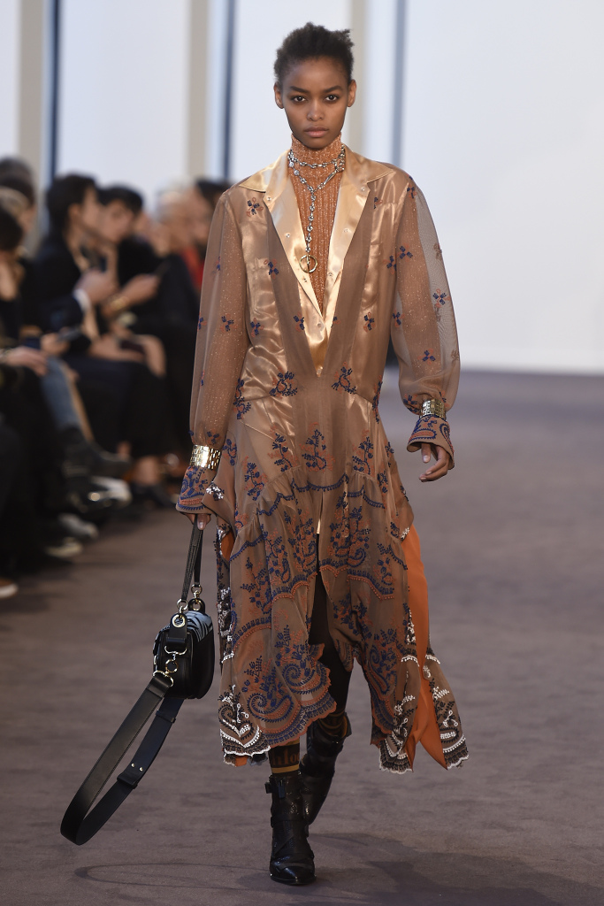 Look 41