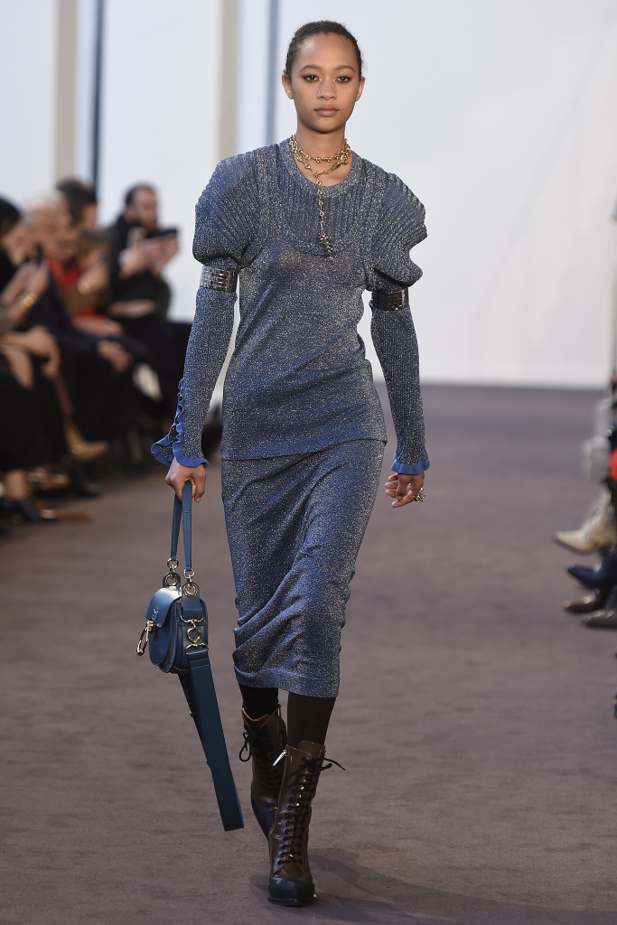 Look 44