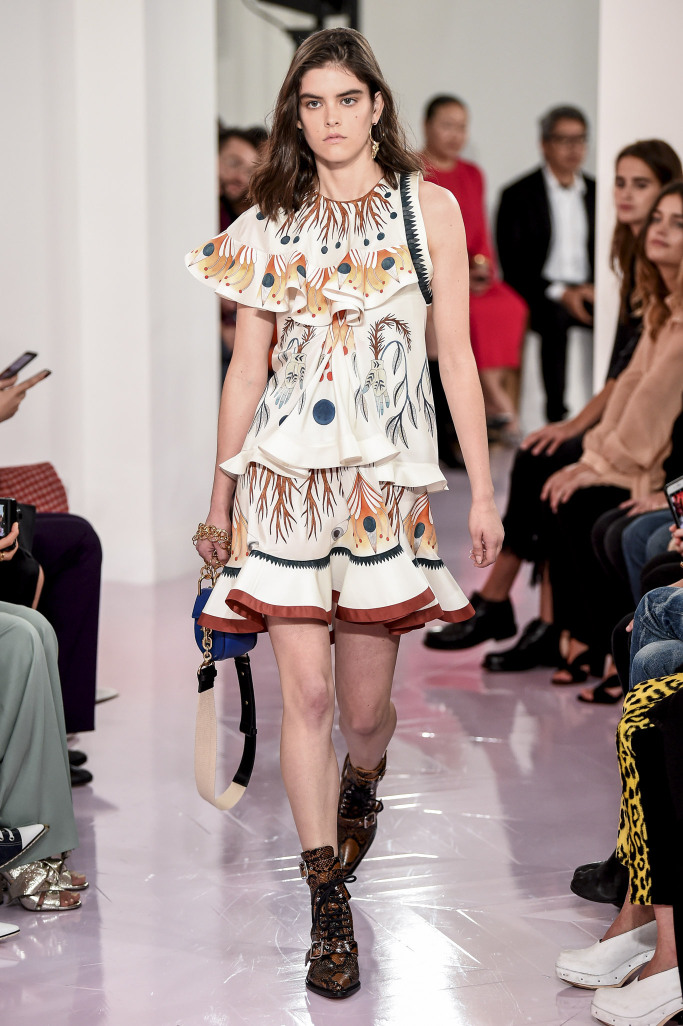 Look 10