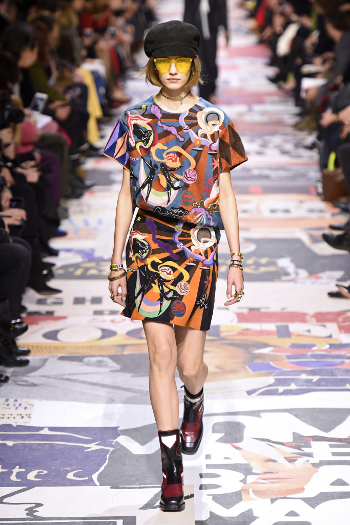 Look 11