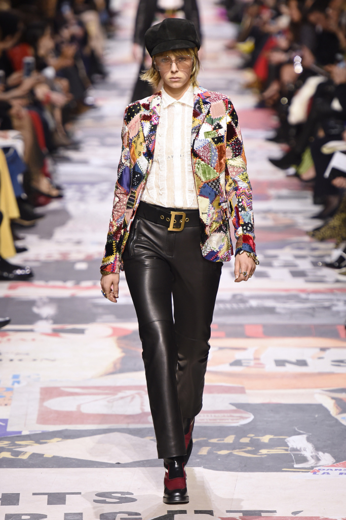 Look 14