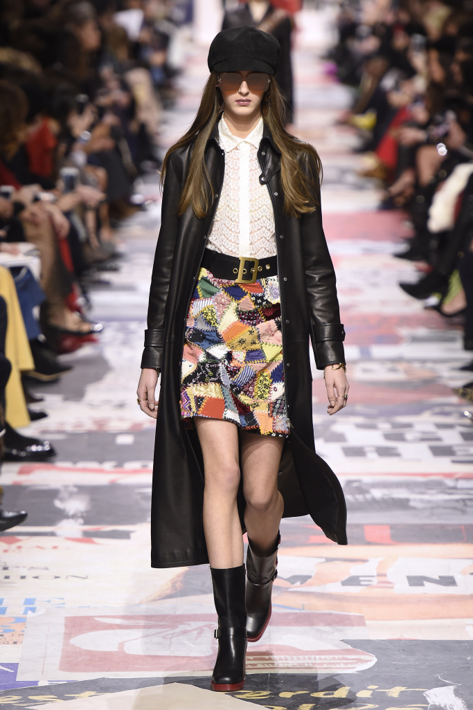 Look 15