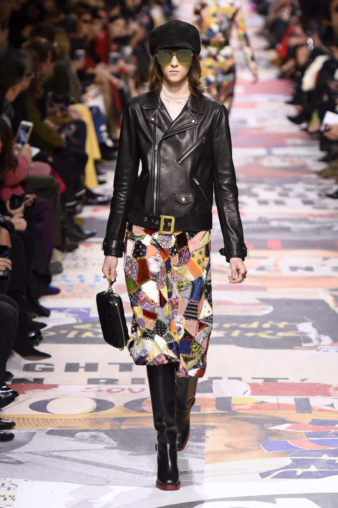 Look 18