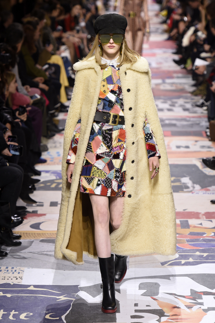 Look 25